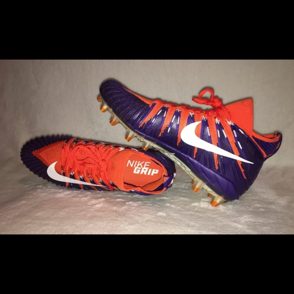 Men's Nike Alpha Menace Elite Football Cleats Orange Purple 877141-815 Size 11.5